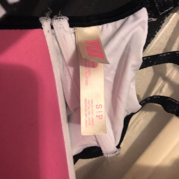 White VS  PINK sports bra - Picture 3 of 3